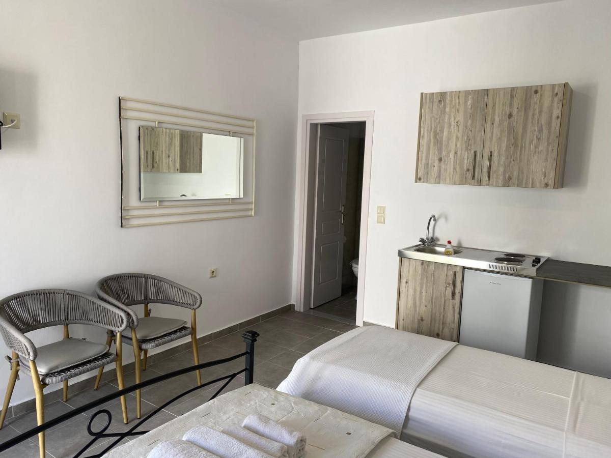Central Areopolis Rooms Exterior foto